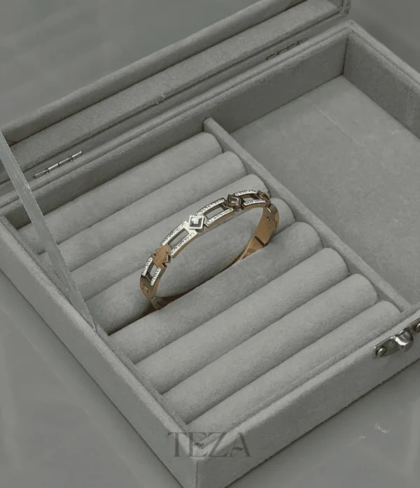 Bracelet American diamond studded bangle for women Bracelet American diamond studded bangle for women