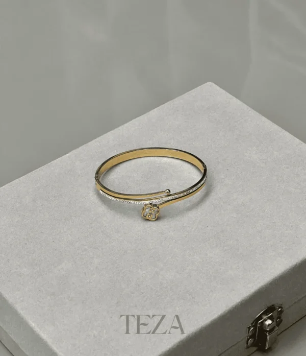 Clover Crystal Bracelet for Women