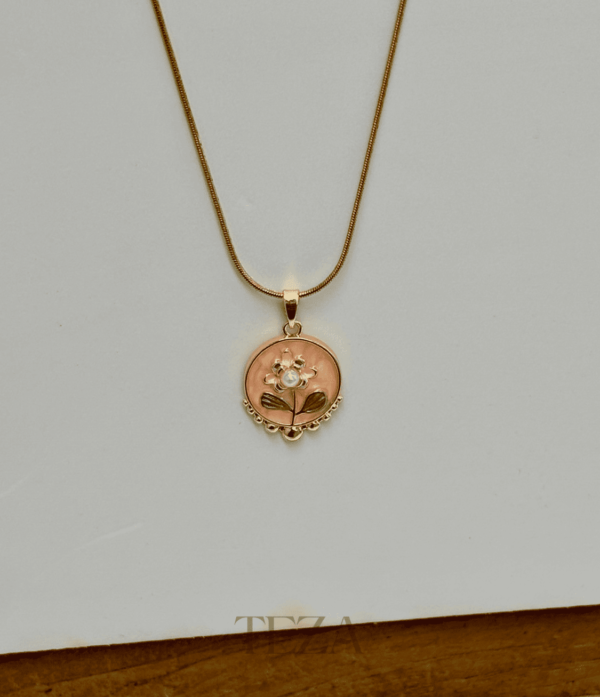 Dainty Pink Round Pendant Necklace for women Dainty Pink Round Pendant Necklace – Stainless Steel Jewelry