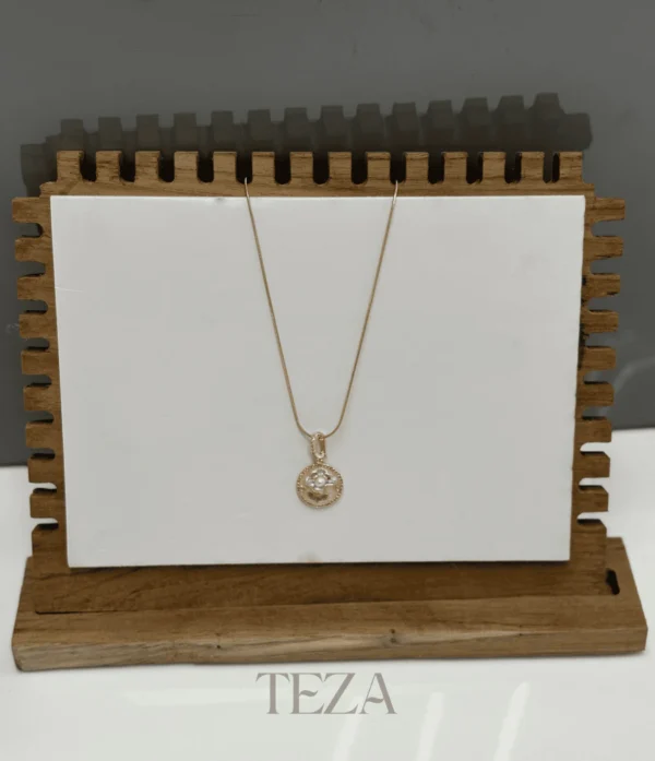 Pink Floral Pendant Necklace Pink Floral Pendant Necklace