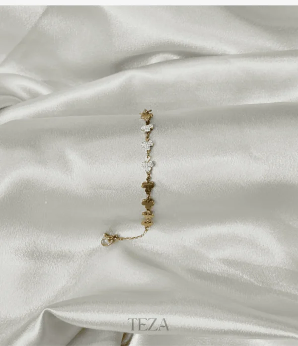 Stainless Steel Bracelet Dual tone Gold & White – Dainty Fashion Jewelry