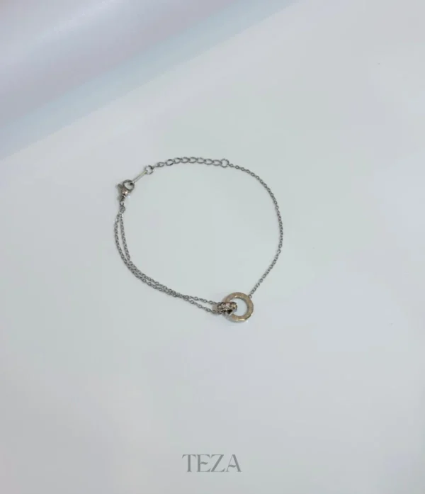 Stainless Steel Circle Pendant Bracelet – Minimalist Silver Jewelry