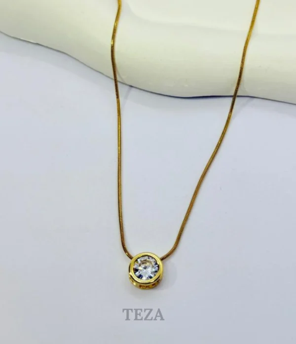 Stainless Steel Crystal Pendant Necklace – Minimalist Chain Jewelry for Women