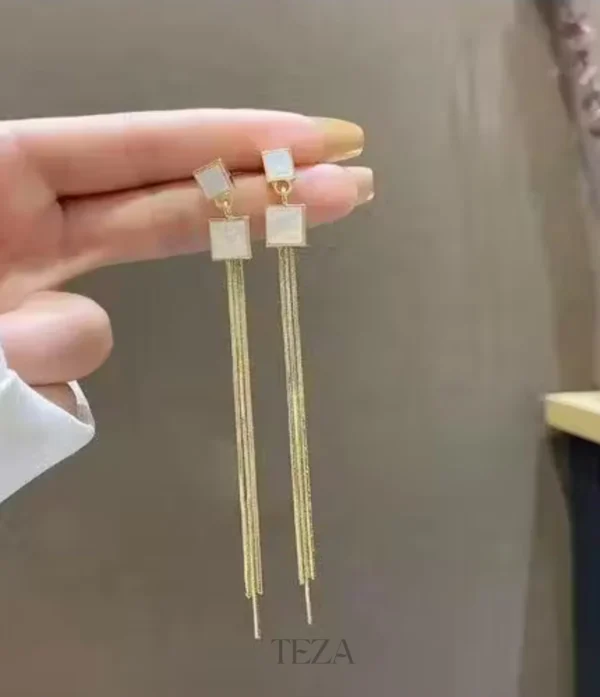 FashionAmora Korean Tassel Dangler Earrings for Women – Elegant Gold Plated Drop Jewelry (2) FashionAmora Korean Tassel Dangler Earrings for Women – Elegant Gold Plated Drop Jewelry