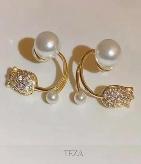 Gold Plated Korean Rose Inspired Dual Pearl Stud Earrings for Womens Gold Plated Korean Rose Inspired Dual Pearl Stud Earrings for Womens