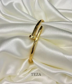 Luxury Gold-Plated Nail Design Bangle Bracelet for Women